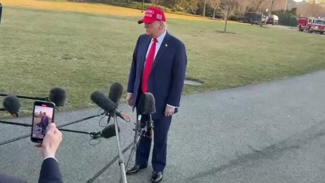 Menit terakhir | Dunia belajar melalui pertanyaan CNN Türk! Apakah Trump ingin Zelenskiy pergi?
