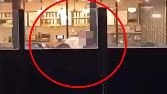 Horor di pusat perbelanjaan! 22 -tahun gadis muda yang sangat meninggal dalam serangan bersenjata
