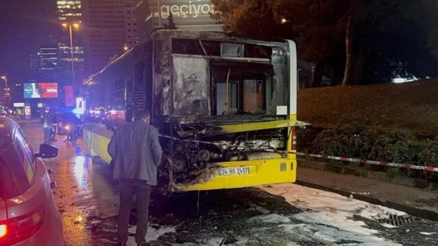 Flash Bus Umum Pribadi di Istanbul
